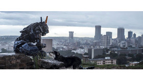 『チャッピー』 - (C) Chappie - Photos By STEPHANIE BLOMKAMP