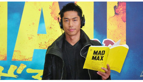AKIRA（「EXILE」）／『マッドマックス 怒りのデス・ロード』アフレコ取材の様子