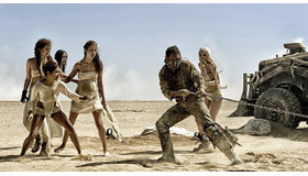 『マッドマックス 怒りのデス・ロード』(C) 2015 VILLAGE ROADSHOW FILMS (BVI) LIMITED