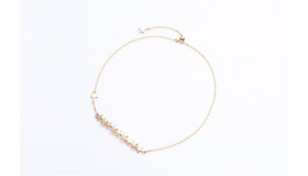 「アーカー」ブレスレット（3万7,000円）