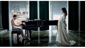 『フィフティ・シェイズ・オブ・グレイ』 - (C) 2014 Universal Studios. All Rights Reserved.