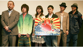 『フィッシュストーリー』初日舞台挨拶（左から）中村義洋監督、濱田岳、多部未華子、伊藤淳史、高良健吾、大森南朋