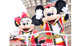 「おんどこどん！」／東京ディズニーランドの「ディズニー夏祭り」