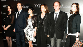 『ココ・アヴァン・シャネル』パリ・プレミア（左から）マリー・ジラン、アレッサンドロ・ニボラ、オドレイ・トトゥ、アンヌ・フォンテーヌ監督、ブノワ・ポールブールド、エマニュエル・ドゥボス