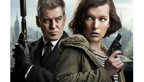 『サバイバー』（c）2015 SURVIVOR PRODUCTIONS, INC. ALL RIGHTS RESERVED.