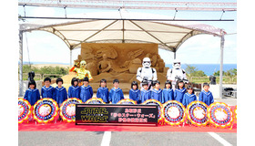 “砂のスター・ウォーズ”- (C) 2015 Lucasfilm Ltd. & TM. All Rights Reserved