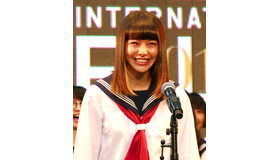 山本舞香 桜ノ雨 合唱に感涙 話題のボカロ定番卒業ソングが青春映画に Cinemacafe Net 山本舞香 桜ノ雨 合唱に感涙 話題のボカロ定番卒業ソングが青春映画に Cinemacafe Net