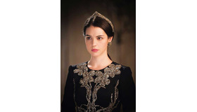 「REIGN/クイーン・メアリー」(C)2015 Warner Bros. Entertainment Inc. All rights reserved.