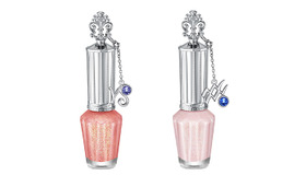 ジルスチュアート ホロスコープネイルズ 10ml 1,800円／ジルスチュアート ビューティ