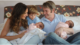 新しい家族を迎え至福の喜びを見せるサラ・ジェシカ＆マシュー -(C) Robin Layton via Getty Images/AFLO