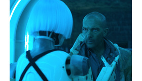 『オートマタ』（C）2013 AUTOMATA PRODCUTIONS.INC.