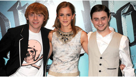 『ハリー・ポッターと謎のプリンス』ワールド・プレミアにて（左から）ルパート・グリント、エマ・ワトソン、ダニエル・ラドクリフ -(C) Rex Features/AFLO