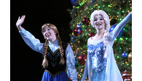 「フローズン・クリスマスツリー・ライトニング・セレモニー」