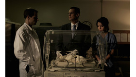 『エリザベス　神なき遺伝子』（Ｃ）2015 Closer To God, LLC