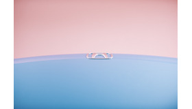 写真家の在本彌生、伊藤徹也、池田晶紀がホンダの車両「S660」を撮影した作品を展示する「ホンダ S660 デザイン/フォト エキシビション」が開催