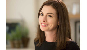 『マイ・インターン』(C) 2015 WARNER BROS.ENTERTAINMENT INC.AND RATPAC-DUNE ENTERTAINMENT LLC ALL RIGHTS RESERVED