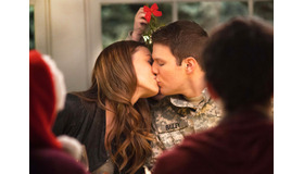 『クーパー家の晩餐会』　(C)2015 CBS FILMS INC. ALL RIGHTS RESERVED.