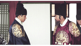 『王の運命ー歴史を変えた八日間ー』　(C) 2015 SHOWBOX AND TIGER PICTURES ALL RIGHTS RESERVED