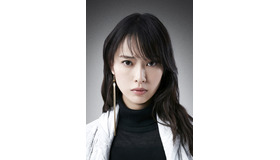 戸田恵梨香（弥海砂）／『デスノート2016』　(C)大場つぐみ・小畑健／集英社　(C)2016「DEATH NOTE」FILM PARTNERS