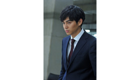 『デスノート 2016』（C）大場つぐみ・小畑健／集英社　（C）2016「DEATH NOTE」FILM PARTNERS