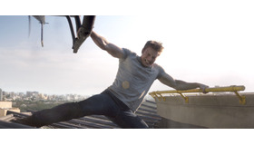 クリス・エヴァンスの上腕二頭筋／『シビル・ウォー／キャプテン・アメリカ』 - (C) 2016 Marvel.