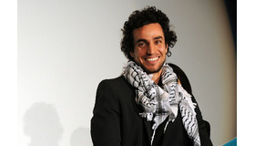 アダム・バクリ／『オマールの壁』初日舞台挨拶