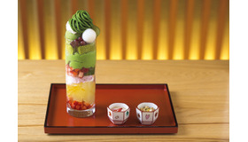 祇園小石の「舞妓はんのお気に入りパフェ」はイートインで提供する