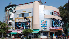 カンボジア・プノンペンの映画館　photo：Ishiko