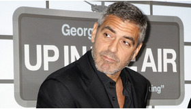 11月末の『マイレージ、マイライフ』のL.A.でのプレミアに出席したジョージ・クルーニー -(C) Reuters/AFLO