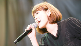 『MTV Unplugged ayaka-cinema edition-』 -(C) TSUKASA