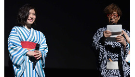 松岡茉優 サプライズの手紙に号泣も カメラを気にしていた と共演者から暴露される Cinemacafe Net 松岡茉優 サプライズの手紙に号泣も カメラを気にしていた と共演者から暴露される Cinemacafe Net