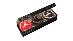 「クリスピー・クリーム・ドーナツ Mercedes me Tokyo HANEDA店」 限定商品