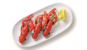 ザリガニプレート（3匹）※イートイン用　399円（税込）