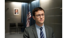 『スノーデン』　(C)2016 SACHA, INC.  ALL RIGHTS RESERVED.