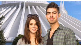 ジョー・ジョナス＆アシュリー・グリーン-(C)Getty Images