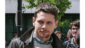 ジャック・オコンネル、故アレキサンダー・マックイーン役に