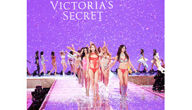 「ヴィクトリアズ・シークレット（Victoria's Secret）」2015年のファッションショー
