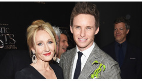 エディ・レッドメイン＆J.K.ローリング-(C)Getty Images