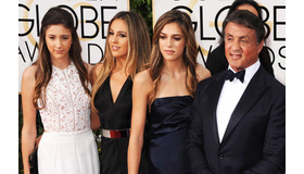 シルヴェスター・スタローン＆ソフィア＆システィーン＆スカーレット