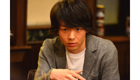 中村倫也／『愚行録』（C）2017「愚行録」製作委員会