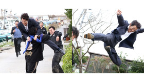 佐々木蔵之介、ガチアクション／『破門 ふたりのヤクビョーガミ』（C）2017「破門 ふたりのヤクビョーガミ」製作委員会