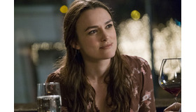 キーラ・ナイトレイ／『素晴らしきかな、人生』（C)2016 WARNER BROS. ENTERTAINMENT INC., VILLAGE ROADSHOW FILMS NORTH AMERICA INC. AND RATPAC-DUNE ENTERTAINMENT, LLC