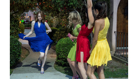 『ラ・ラ・ランド』（C）2017 Summit Entertainment, LLC. All Rights Reserved.Photo credit:  EW0001: Sebastian (Ryan Gosling) and Mia (Emma Stone) in LA LA LAND.Photo courtesy of Lionsgate.