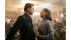 『マリアンヌ』（C）2016 Paramount Pictures. All Rights Reserved.