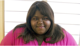 『プレシャス』　ガボレイ・シディベ