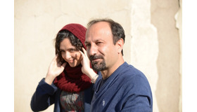 アスガー・ファルハディ監督＆タラネ・アリドゥスティ／『セールスマン』　(C)MEMENTOFILMS PRODUCTION-ASGHAR FARHADI PRODUCTION-ARTE FRANCE CINEMA 2016