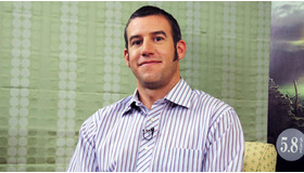 『9（ナイン）〜9番目の奇妙な人形〜』　シェーン・アッカー監督