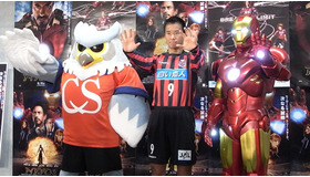 『アイアンマン2』イベントに出席した中山雅史