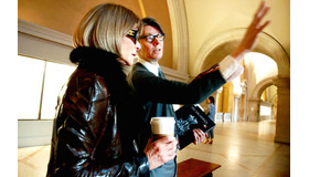 『メットガラ ドレスをまとった美術館』　（C）2016 MB Productions, LLC