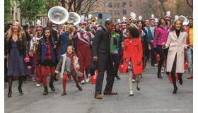 「ANNIE/アニー」（C）2014 Columbia Pictures Industries, Inc. and Village Roadshow Films North America Inc./Village Roadshow Films (BVI) Limited. All Rights Reserved. Annie and related characters and elements: TM & (c)2014 Tribune Content Agency, LLC.